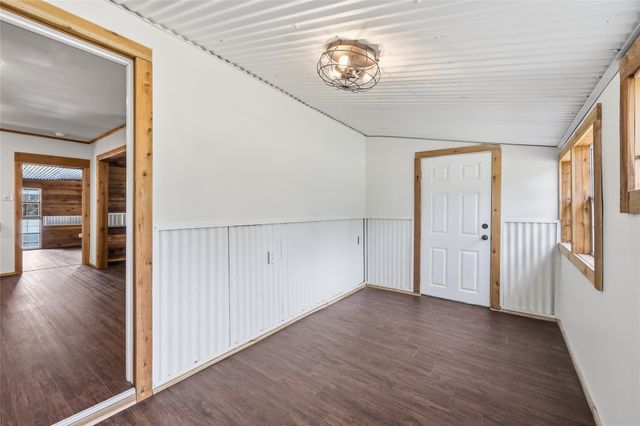 122 County Road 223, Brookeland, TX 75931