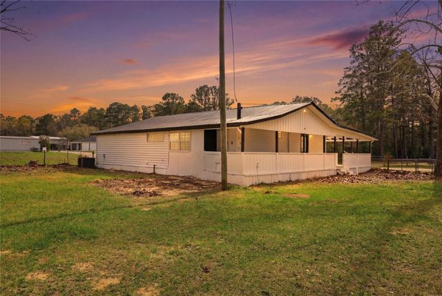 122 County Road 223, Brookeland, TX 75931