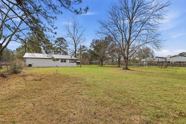 122 County Road 223, Brookeland, TX 75931