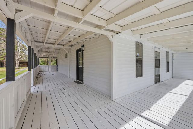 122 County Road 223, Brookeland, TX 75931