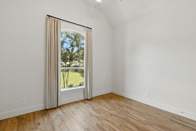 1001 Trinity Oaks Road, Weatherford, TX 76087