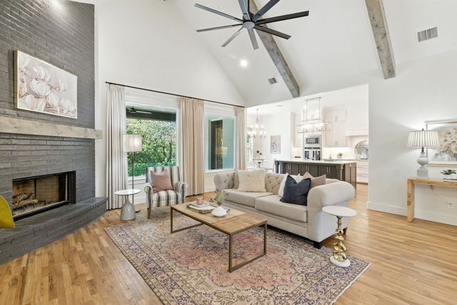 1001 Trinity Oaks Road, Weatherford, TX 76087