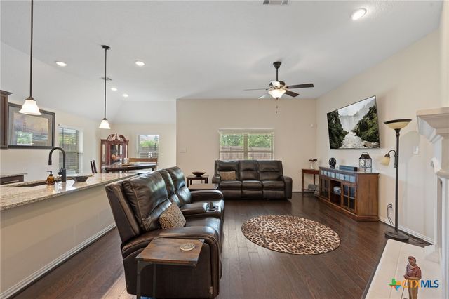 234 Freeman Ranch Street, Leander, TX 78641