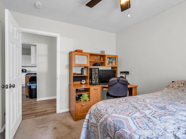 47 Granny Apple Road, Hendersonville, NC 28792