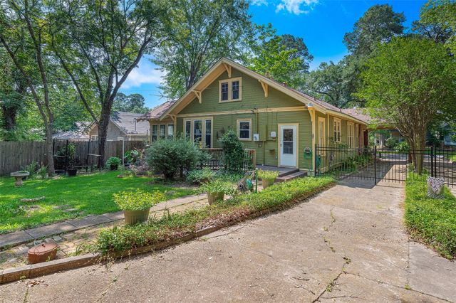 730 College Street, Shreveport, LA 71104