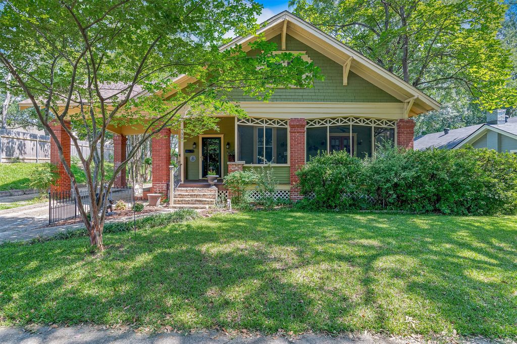730 College Street, Shreveport, LA 71104