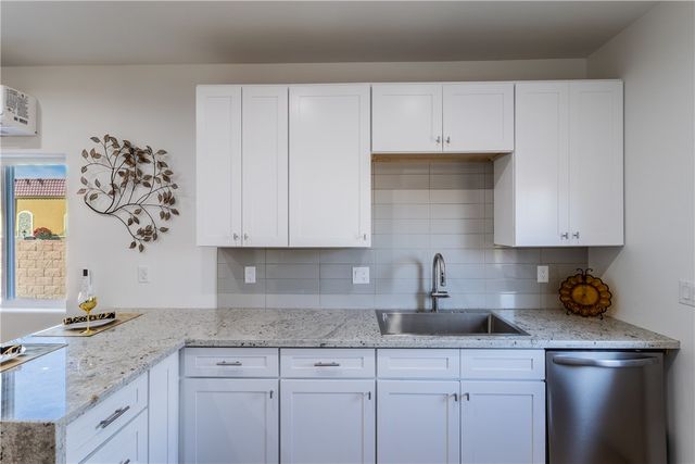 370 Riverfront Drive 2, Bullhead City, AZ 86442