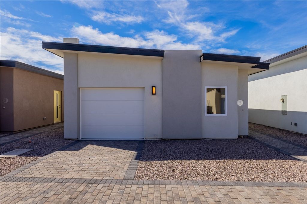 370 Riverfront Drive 2, Bullhead City, AZ 86442