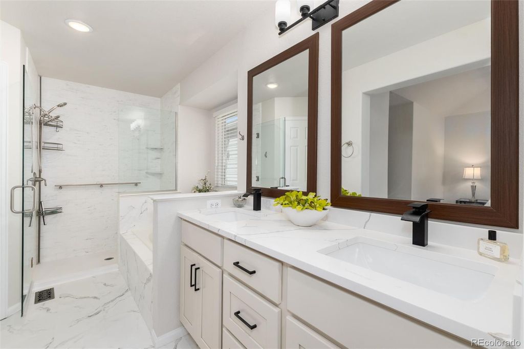 Image 21 of property listing at 6945 Mountain Brush Circle, Highlands Ranch, CO 80130