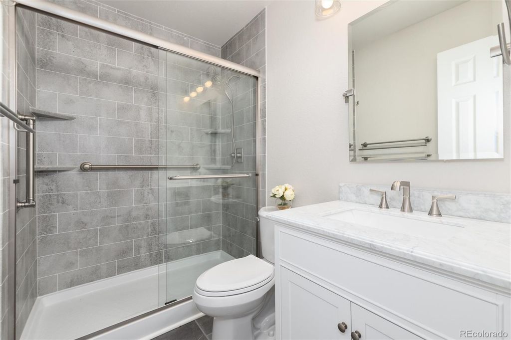 Image 26 of property listing at 6945 Mountain Brush Circle, Highlands Ranch, CO 80130