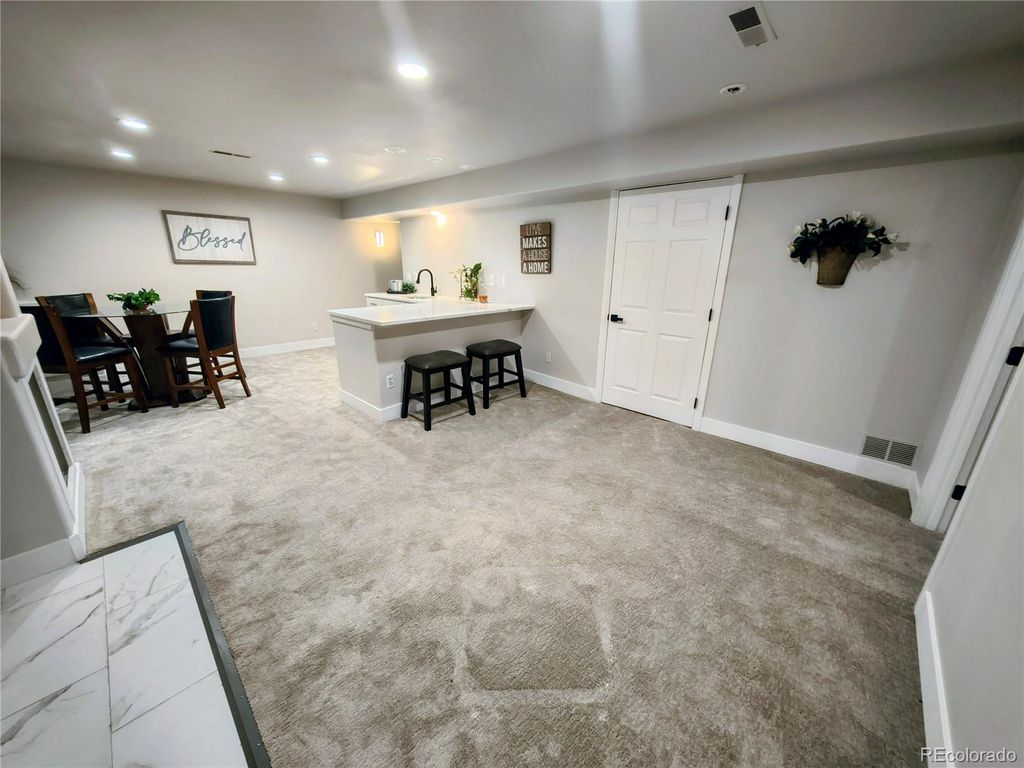 Image 28 of property listing at 6945 Mountain Brush Circle, Highlands Ranch, CO 80130