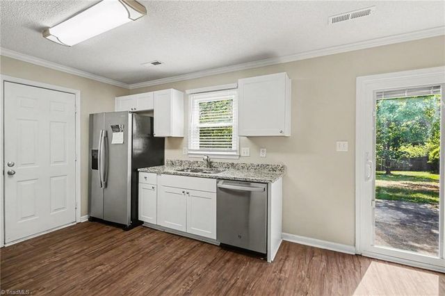 1652 Quillmark Road, Winston-salem, NC 27127