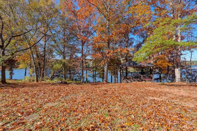 127 Michelle Drive, Chesnee, SC 29323