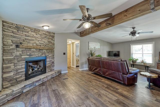 127 Michelle Drive, Chesnee, SC 29323