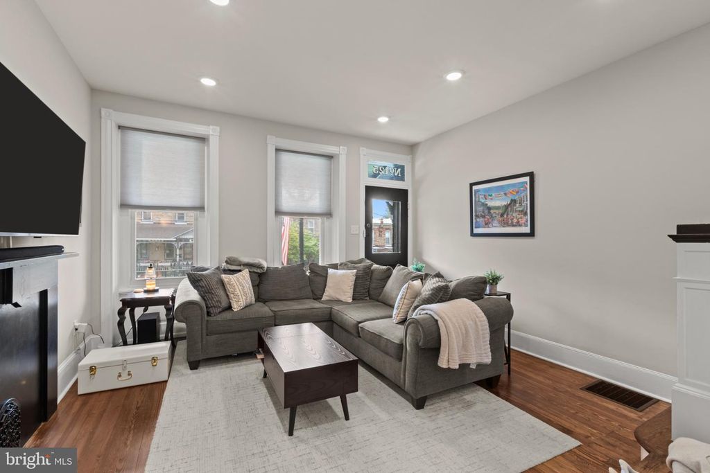 125 OSBORN ST, Philadelphia, PA 19128 — photo 5