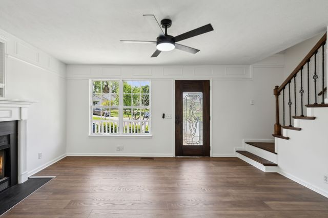 833 Stone Hedge Ct, Old Hickory, TN 37138