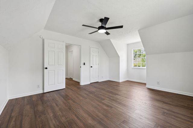 833 Stone Hedge Ct, Old Hickory, TN 37138