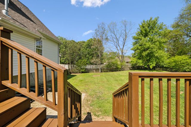 833 Stone Hedge Ct, Old Hickory, TN 37138