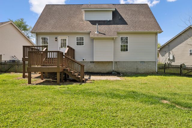 833 Stone Hedge Ct, Old Hickory, TN 37138