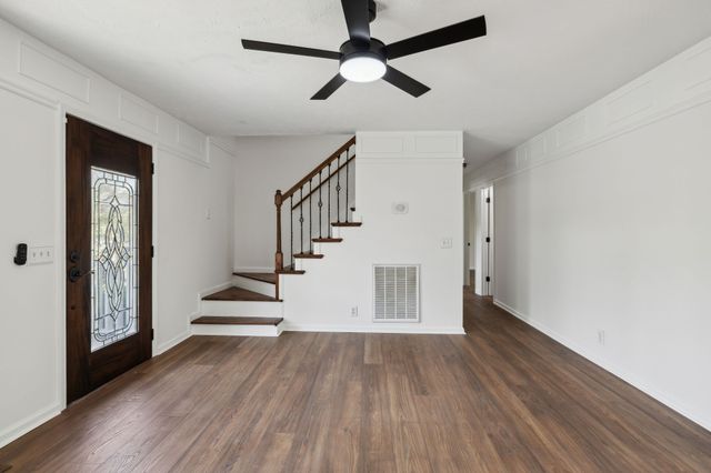 833 Stone Hedge Ct, Old Hickory, TN 37138