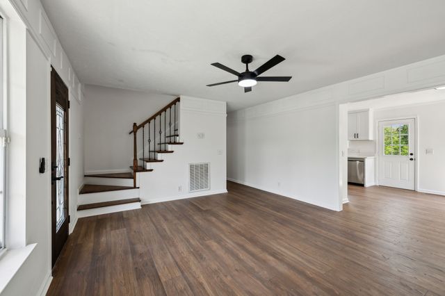 833 Stone Hedge Ct, Old Hickory, TN 37138