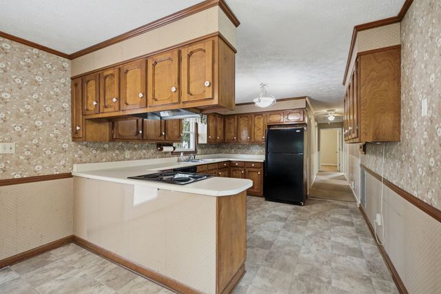 847 Anthony Ave, Smithville, TN 37166
