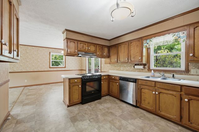847 Anthony Ave, Smithville, TN 37166