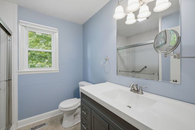 847 Anthony Ave, Smithville, TN 37166