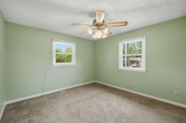 847 Anthony Ave, Smithville, TN 37166