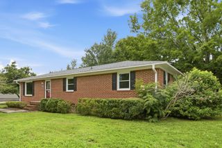 847 Anthony Ave, Smithville, TN 37166