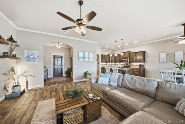 7701 E 82nd Street North, Owasso, OK 74055