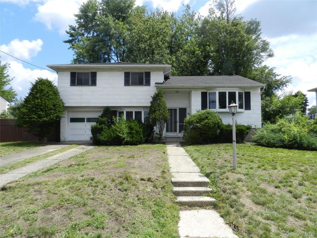 33 W 20th Street, Deer Park, NY 11729