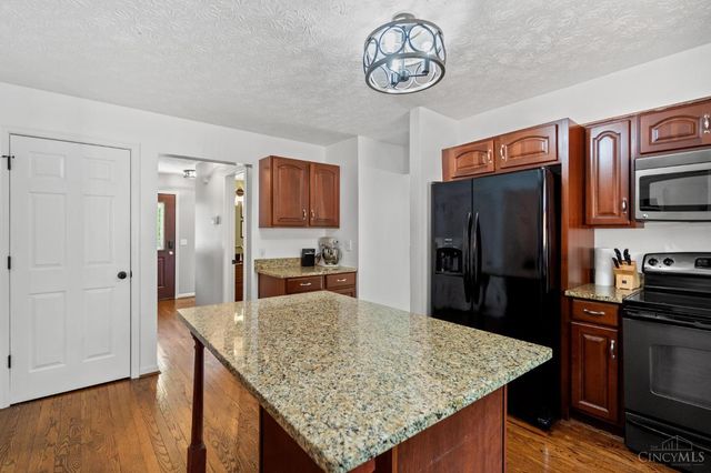 8935 Creekwood Drive, Deerfield Twp., OH 45039