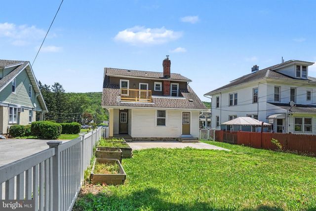 4 MYRTLE AVE, Reading, PA 19606