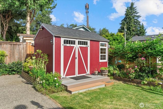 929 149th Place SW, Lynnwood, WA 98087