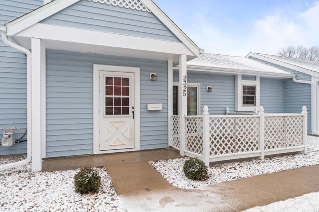 2325 Valleyhigh Drive NW, Rochester, MN 55901