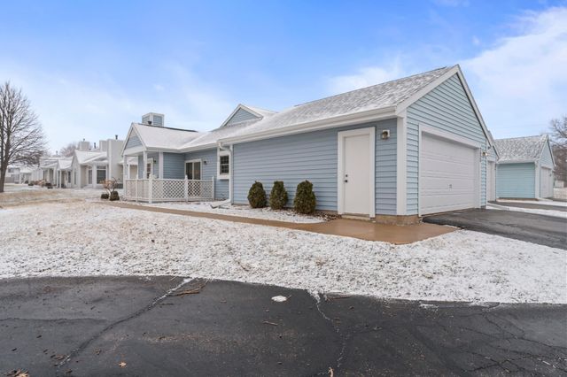 2325 Valleyhigh Drive NW, Rochester, MN 55901