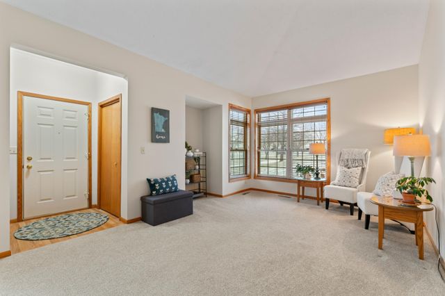 2325 Valleyhigh Drive NW, Rochester, MN 55901