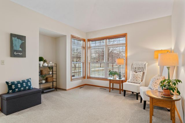 2325 Valleyhigh Drive NW, Rochester, MN 55901