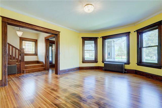 16 Potter Place, Perinton, NY 14450