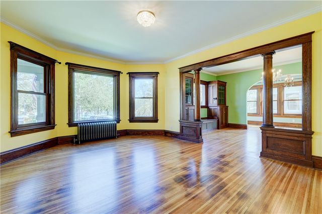 16 Potter Place, Perinton, NY 14450