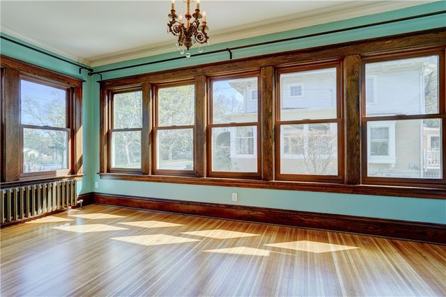 16 Potter Place, Perinton, NY 14450