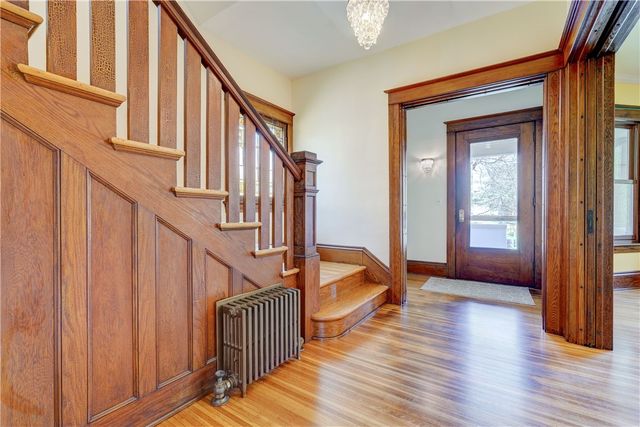 16 Potter Place, Perinton, NY 14450