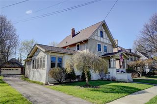16 Potter Place, Perinton, NY 14450