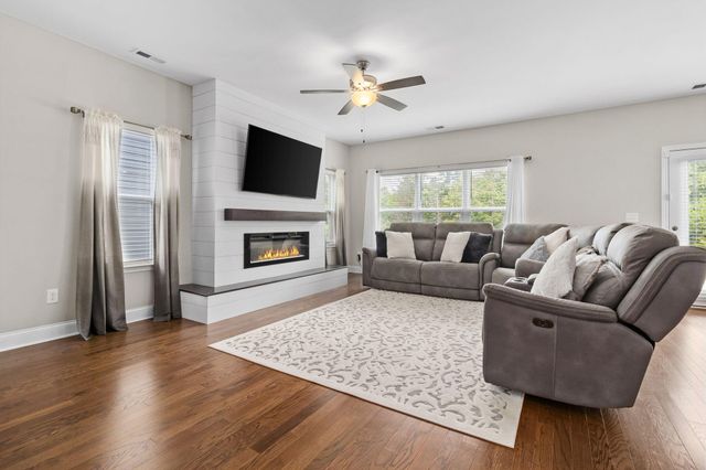6508 Satjanon Drive, Ooltewah, TN 37363