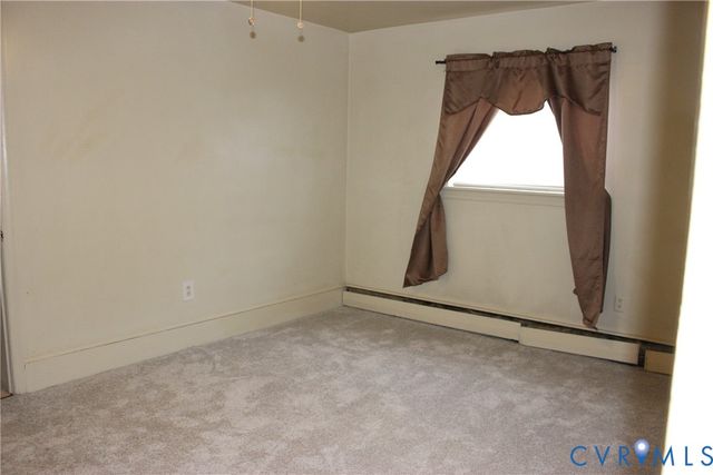 1928 Burks St, Petersburg, VA 23805