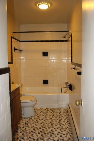 1928 Burks St, Petersburg, VA 23805