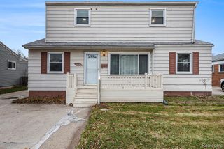 23020 Avon Street, Saint Clair Shores, MI 48082