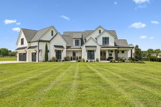 7220 Plainview Rd, Christiana, TN 37037