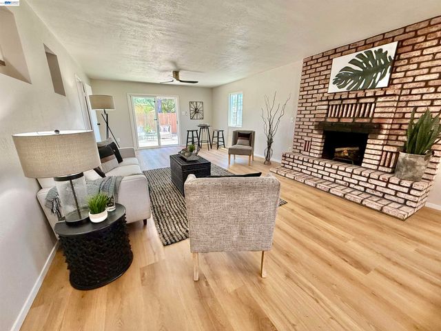 15350 Dewey St, San Leandro, CA 94579
